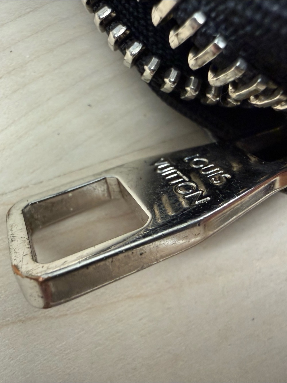 Louis Vuitton Black Epi Leather Zippy Wallet - Picture 8 of 9